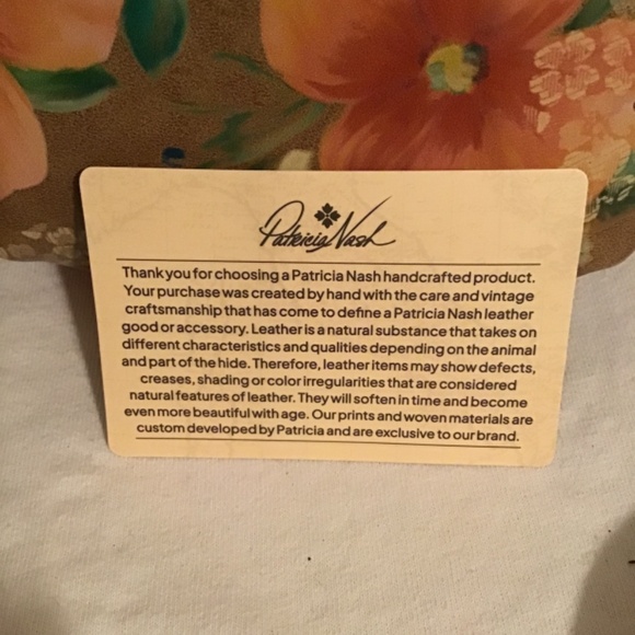 😍Patricia Nash, New crossbody, see photos, gorgeous - Picture 2 of 8